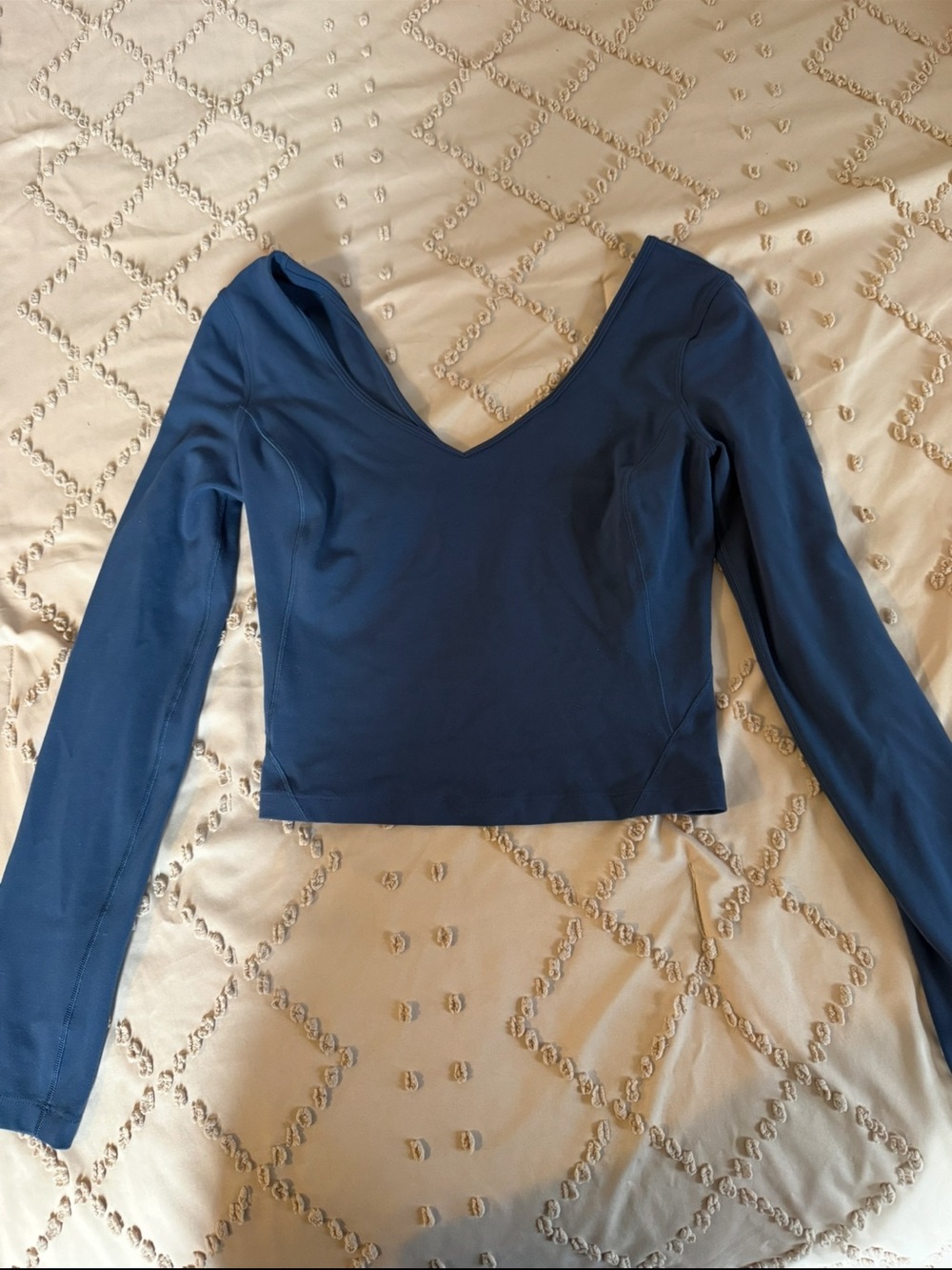 Lululemon align long sleeve in night sea color. Size 6